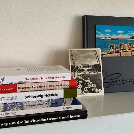 Strandblick Mit Strandkorb & Fahrraedern Glücksburg Kültér fotó