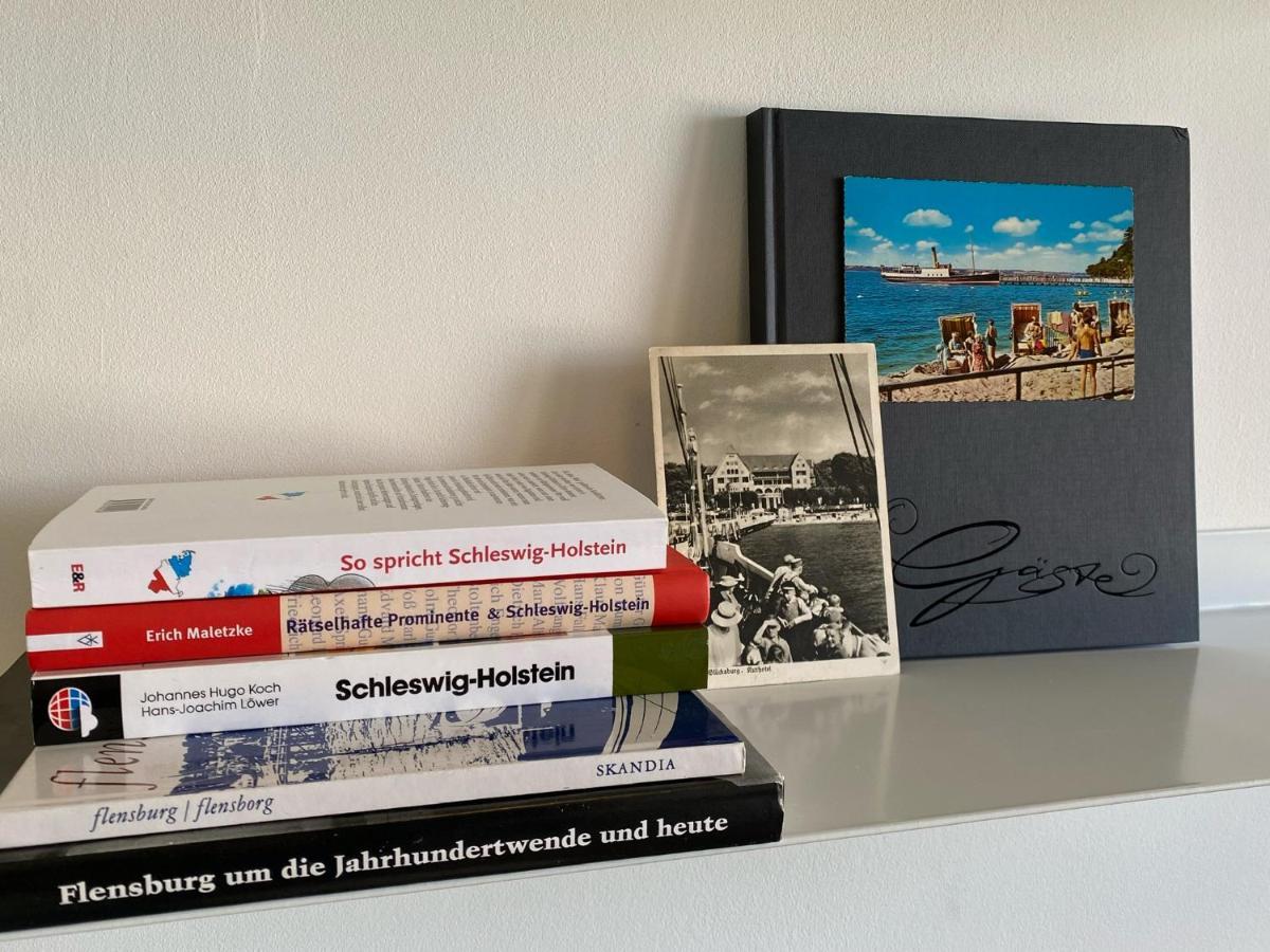 Strandblick Mit Strandkorb & Fahrraedern Glücksburg Kültér fotó